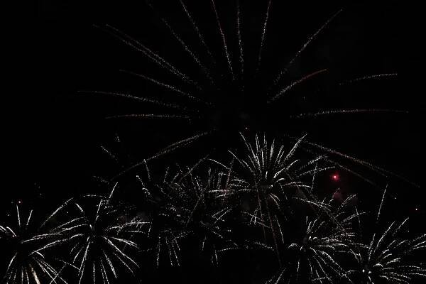VIDEO: Ohňostroj nad Brnem, začal festival Ignis Brunensis. S hudbou od Mirai