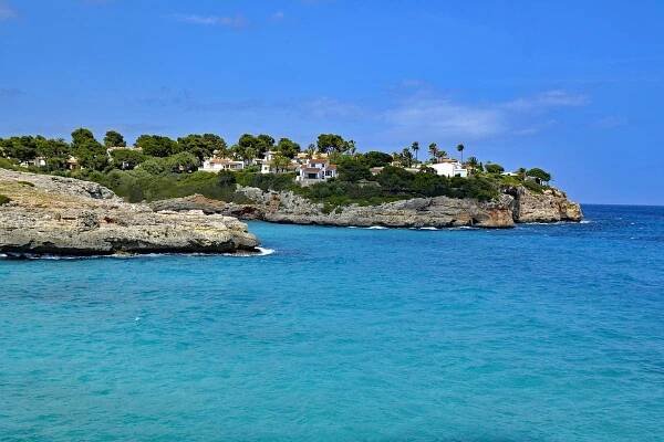 Mallorca or Menorca, which one is better?