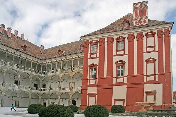 Zámek Opočno - Opočno, Královéhradecko | Regiontourist.cz