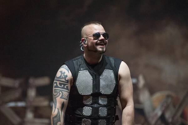 Rock Castle: Do Moravského Krumlova míří Sabaton i Dirkschenider