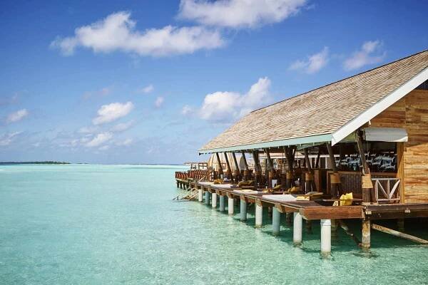 LUX* South Ari Atoll ***** | South Ari Atol - Maledivy - Blue Sky Travel s.r.o.
