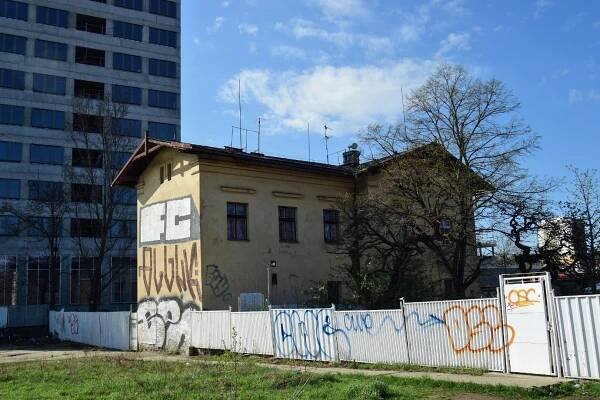 Praha-Libeň dolní nádraží | Databáze domů s historií