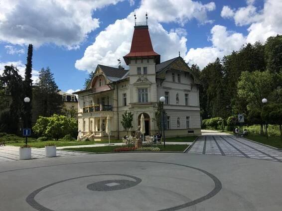 Vila Lužné 1168819149 2
