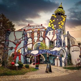 Nestejní a Friedensreich Hundertwasser / Fler MAG