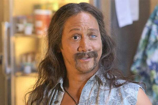 Rob Schneider in 50 First Dates