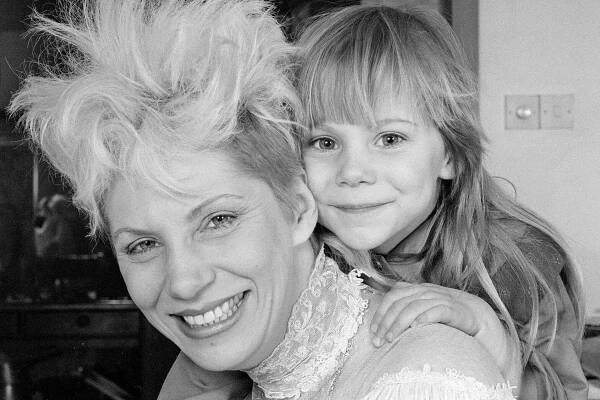 David Bowie's first wife Angie on her fiery marriage to 'one in a million' music genius - The Mirror