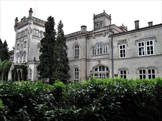Soubor:Jevišovice, nový zámek (9).jpg
