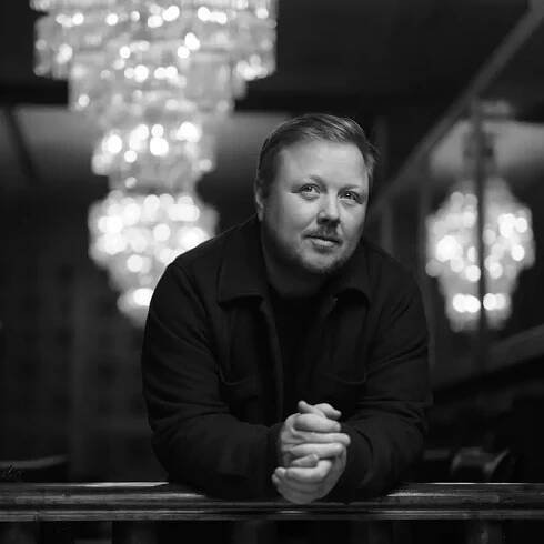 Poslechněte si interpreta Kurt Nilsen, sledujte hudební videa, přečtěte si životopis, podívejte se na data turné a další informace.