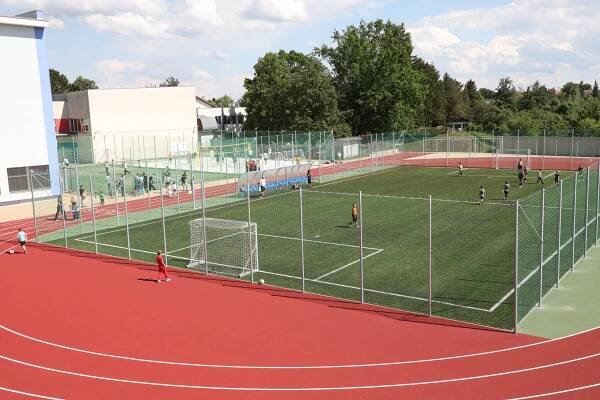 Slavnostní otevření sportoviště při Sportovní hale Kbely - Fotogalerie - Praha 19