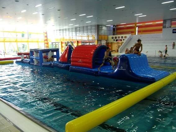 Akce s vodními atrakcemi 1.9.2013 | Aquacentrum Šutka 