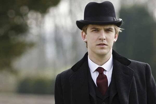 Downton Abbey actor Dan Stevens looks unrecognisable during shock appearance on The One Show...