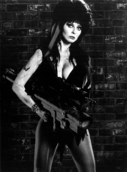 Elvíra - Vládkyně noci - Promo - Cassandra Peterson