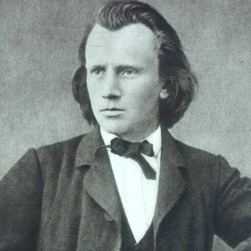 Kde Brahms promlouvá k srdci a ne k vůli. A naopak
