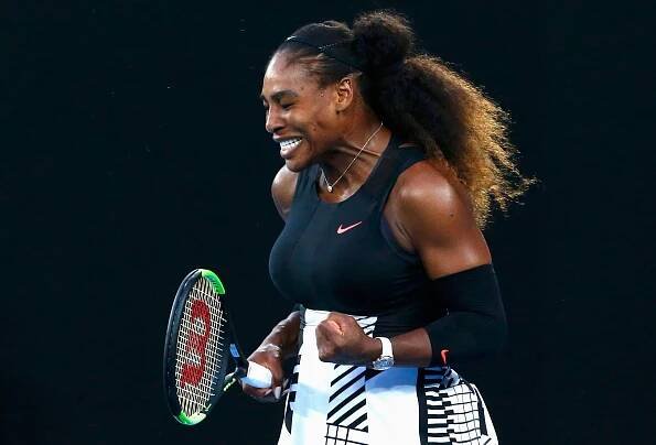 Serena Williamsová se jedenáct týdnů po narození dcery vdala. Dorazila Wozniacká i Beyoncé