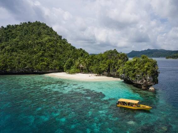 raja ampat - 8 things to know before you go - shurupchik family travel