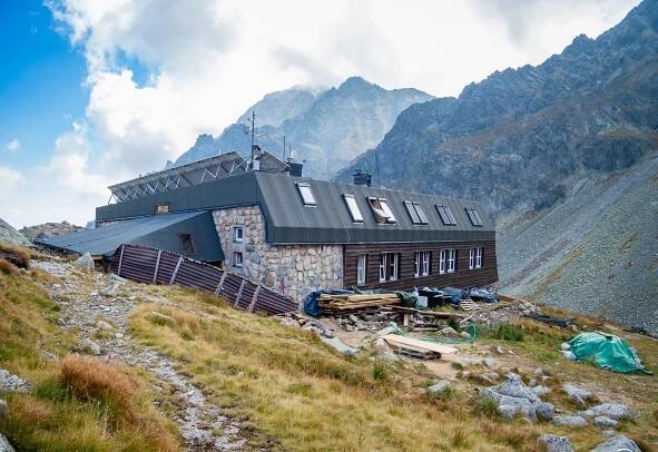 Zbojnícka chata (1960m)