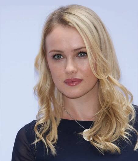 Hannah New