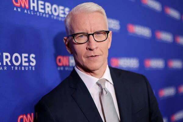 Anderson Cooper Calls Republican Lawmaker a 'D---' Live on Air: 'I Think He Forgot the Camera Was On'