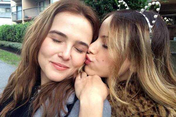 Zoey Deutch, Halston Sage - Before I Fall - Z natáčení
