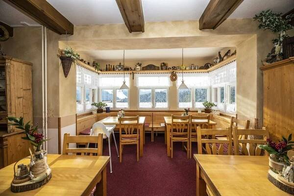 Restaurace & bar | Penzion Vysoká Stráž