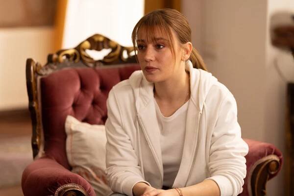 Gizem Karaca - Utajená láska - Epizoda 22 - Z filmu