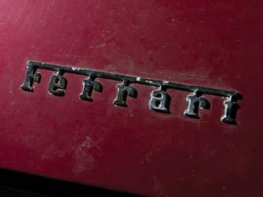 Ferrari Daytona z roku 1971 ukryté několik let ve stodole půjde do aukce