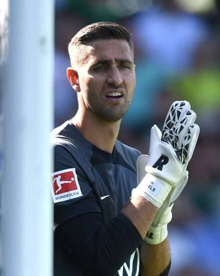 Meunier backs Casteels as Courtois replacement