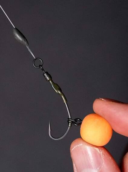 2ks - Kaprový Návazec Giants Fishing Ronnie Rig + Peg