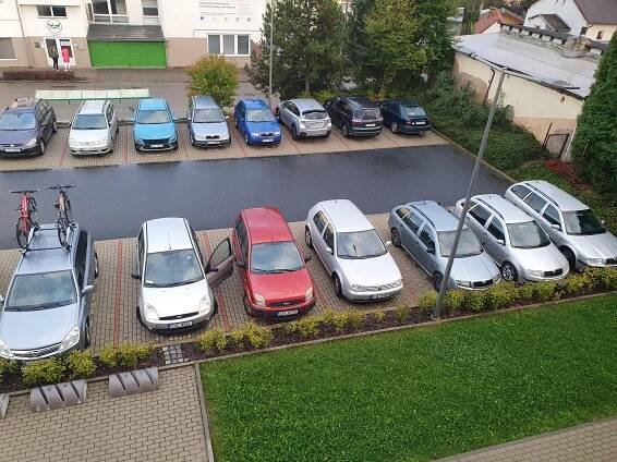 Fotogalerie • Parkoviště sportovní hala (Parkoviště) • Mapy.com