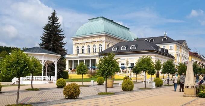 Chystáte se na dovolenou? Než zarezervujete hotel, přečtěte si recenze - Echo24.cz
