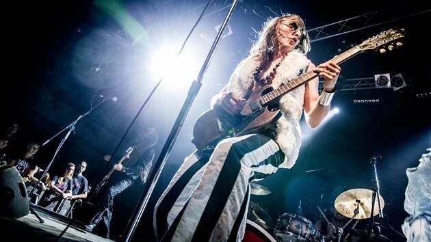 Kapela Doctor Victor jako předskokan The Dead Daisies v pražském Lucerna Music Baru
