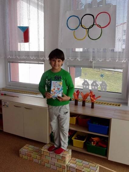 Zimní sportování ve Hvězdičkách - Oficiální stránky MŠ Valašské Klobouky