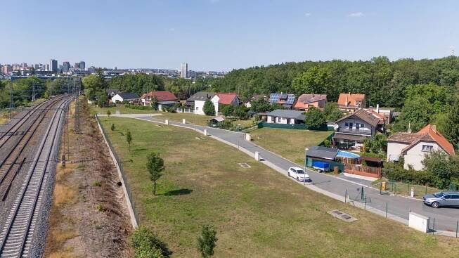K Háječku, Strašnice - Praha 10 | Prodej, Pozemek, 676 m²