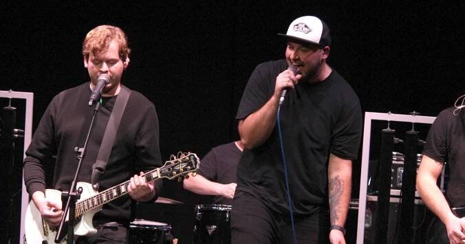 V Českém rozhlase Olomouc vystoupila pop-rocková skupina Minami. Představila album Za pět dvanáct