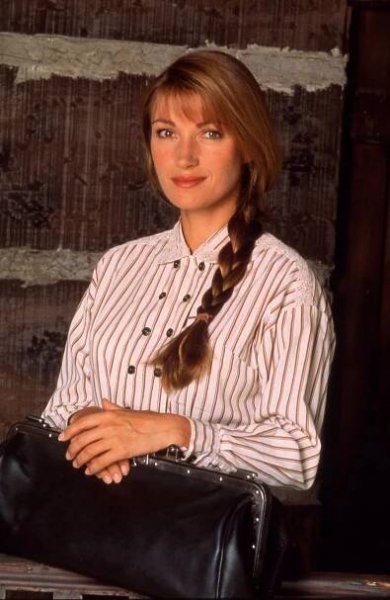 Doktorka Quinnová - Série 2 - Promo - Jane Seymour