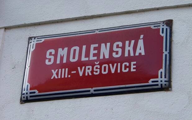 Soubor:Smolenská, Praha XIII.jpg – Wikipedie