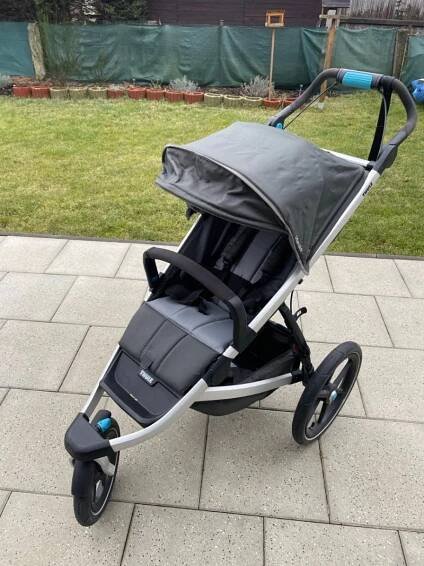 Thule Urban Glide 2 Dark Shadow 2020