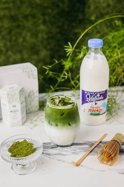 Sílu a vitalitu samurajů vám dodá nápoj Matcha Hisui Latte s mlékem z Mlékárna Valašské Meziříčí - Křižovatka chutí