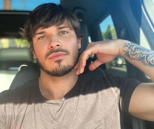 'DWTS' Pro Gleb Savchenko's Girlfriend Cassie Scerbo Says His New Haircut Is 'Fuego'