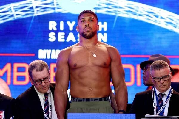 Anthony Joshua insists Wembley 'pressure' will inspire him against Daniel Dubois after tense weigh-in