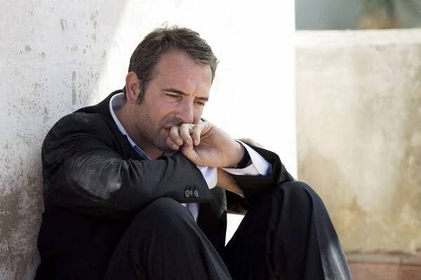 Un balcon sur la mer - Z filmu - Jean Dujardin