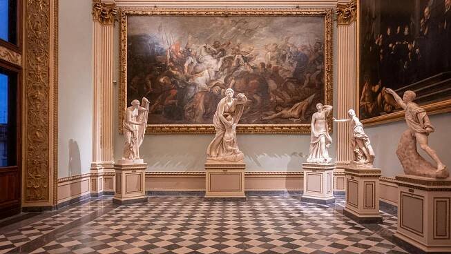 The Niobe Hall in a new light | Uffizi Galleries