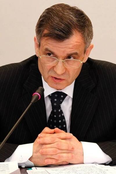 Soubor:Rashid Nurgaliev.jpeg – Wikipedie