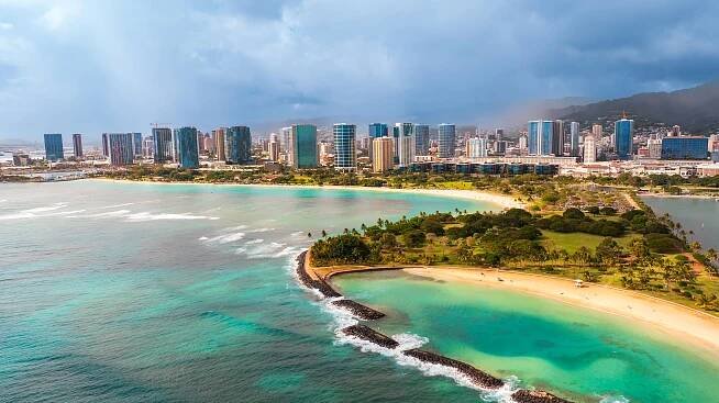 15 Popular Places That Don’t Look as Pretty as the Pictures | TravelAwaits