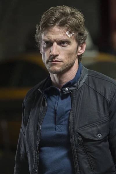 Gideon Emery - Daredevil - V krvi - Z filmu
