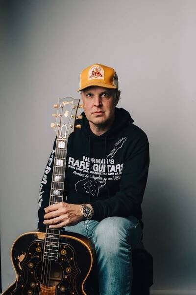 Hvězdný kytarista Joe Bonamassa s Black Country Communion bude v Olomouci. Zahraje v Korunní pevnůstce