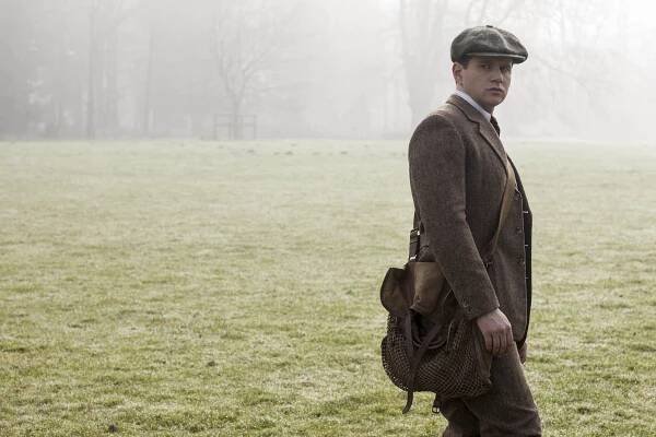 Panství Downton - Série 5 - Epizoda 1 - Z filmu - Allen Leech