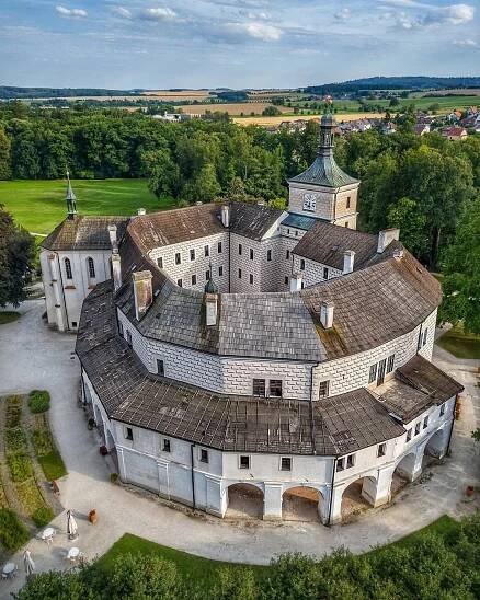 Pin by Jeffrey Niffen on Buildings and structures reference in 2025 | Castle house plans, Beautiful castles, Castle house