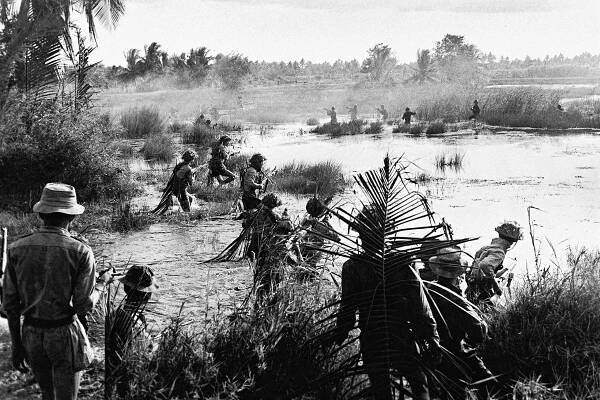 Džungle, napalm a Vietkong. Američany ve Vietnamu decimovali "neviditelní" partyzáni