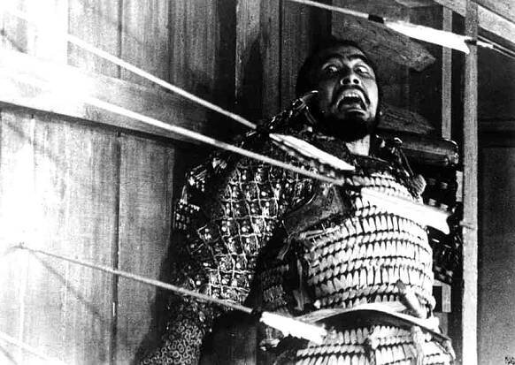 Toshiro Mifune y la Escena con Flechas Reales